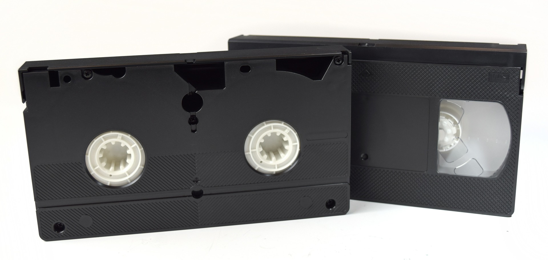 VHS Tape Lifespan: How Long Do VHS Tapes Last? Do VHS Tapes Deteriorate?